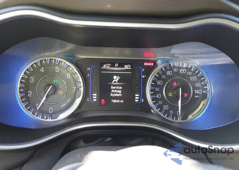 2015 Chrysler 200 Limited z USA, uszkodzony, nr VIN 1C3CCCAB5FN729682